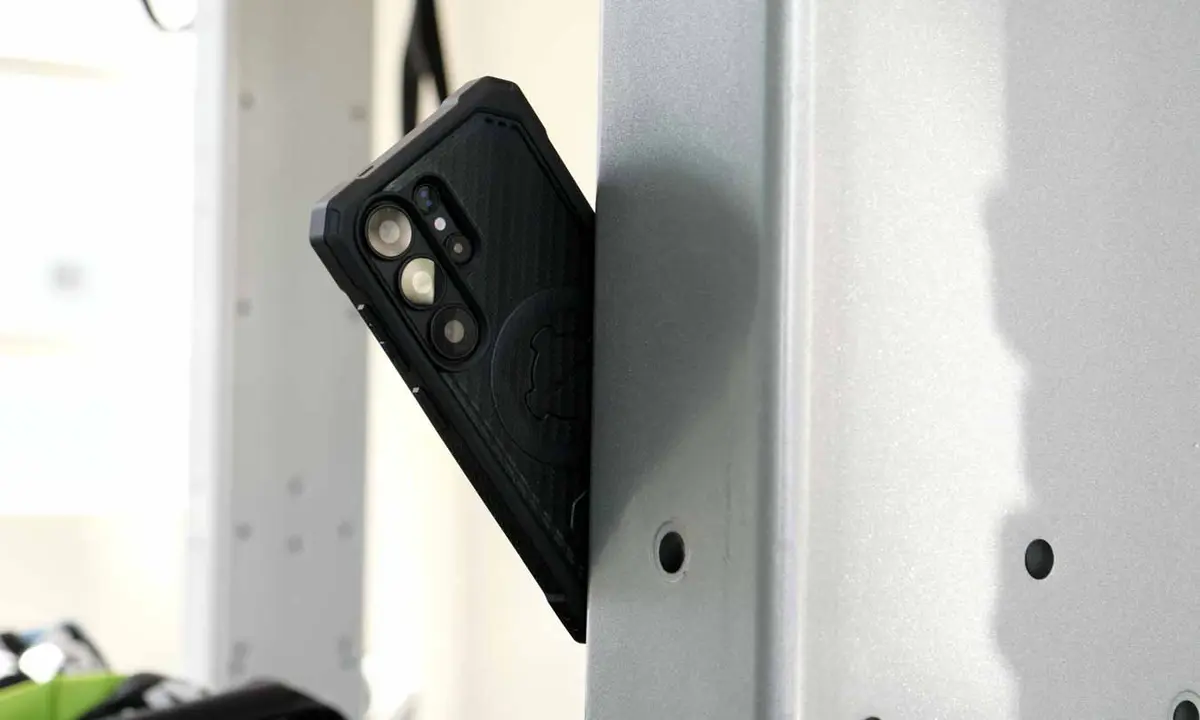 حافظات ROKFORM لسلسلة سامسونج جالكسي S26