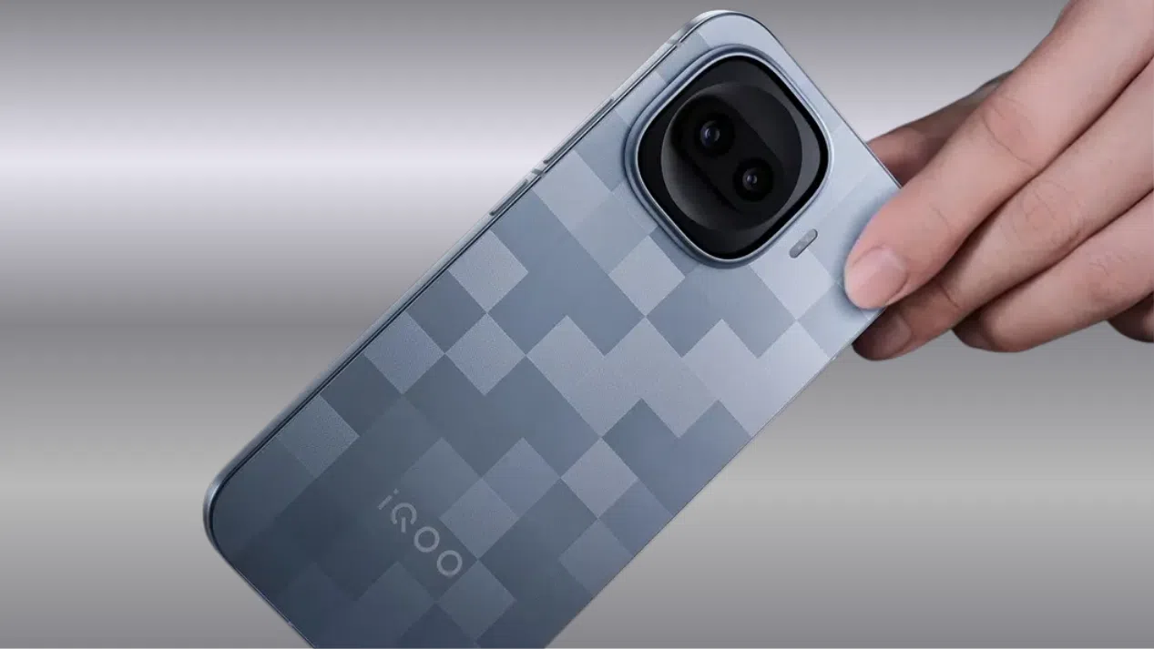 إطلاق iQOO 15R بمعالج Snapdragon 8 Gen 5 وبطارية ٧٦٠٠ مللي أمبير