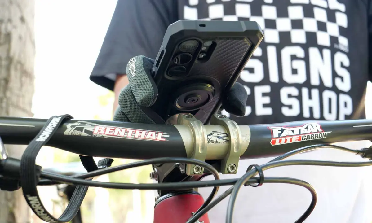 إطلاق حافظات ROKFORM Rugged لسلسلة Samsung Galaxy S26