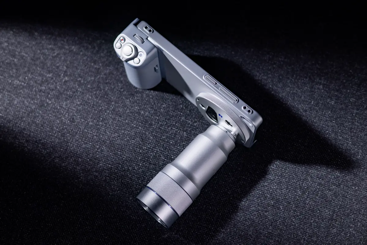 استعراض vivo X300 Ultra في MWC مع عدسة تقريب 400mm